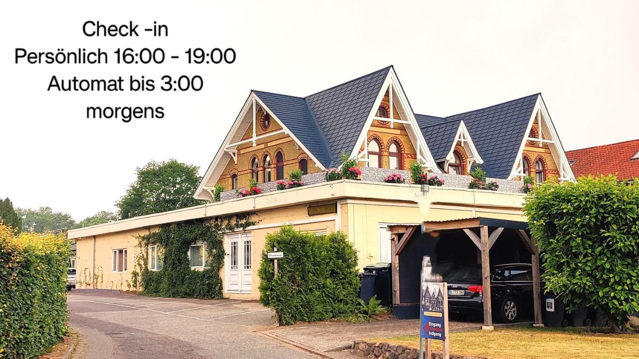 Akzent Hotel Alte Direktionsvilla Kupfermuehle 하리슬리 외부 사진