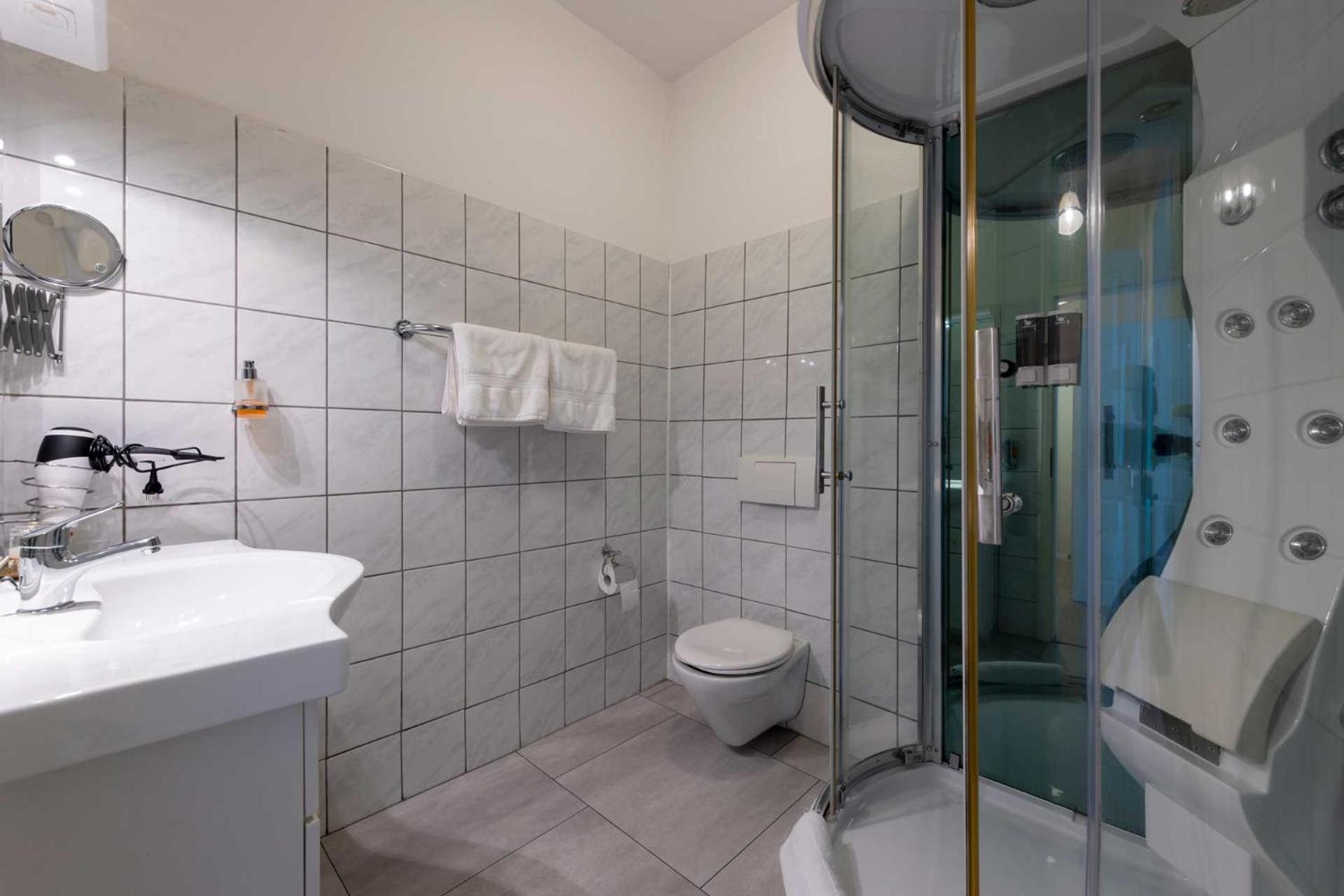 Akzent Hotel Alte Direktionsvilla Kupfermuehle 하리슬리 외부 사진