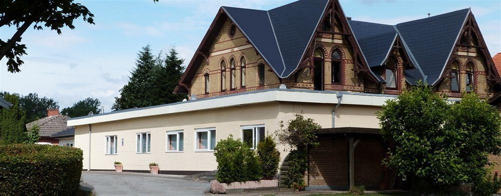 Akzent Hotel Alte Direktionsvilla Kupfermuehle 하리슬리 외부 사진