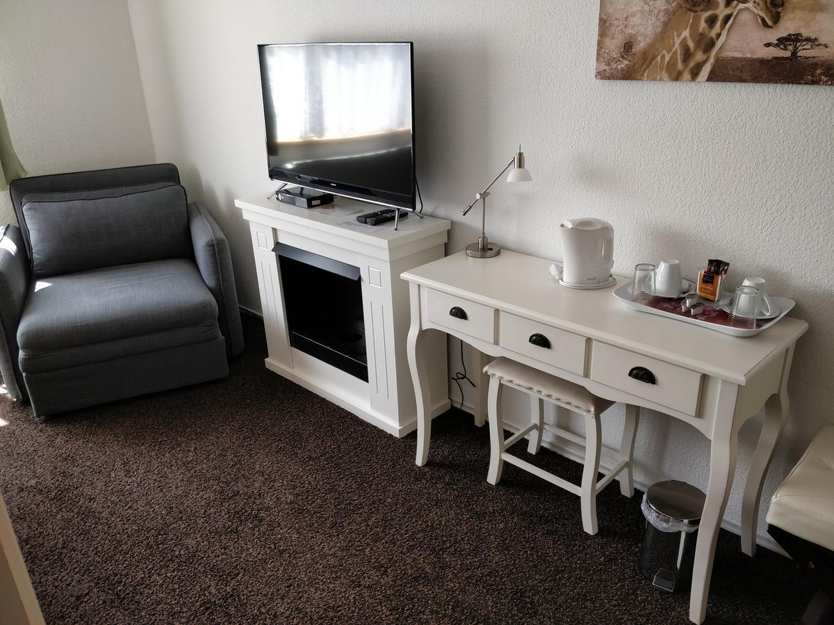 Akzent Hotel Alte Direktionsvilla Kupfermuehle 하리슬리 외부 사진