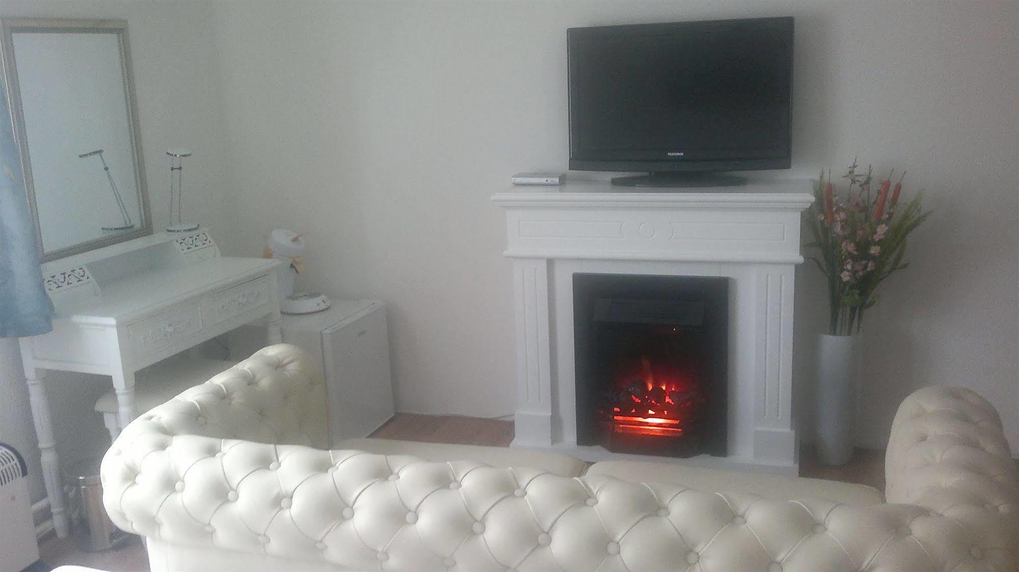 Akzent Hotel Alte Direktionsvilla Kupfermuehle 하리슬리 외부 사진