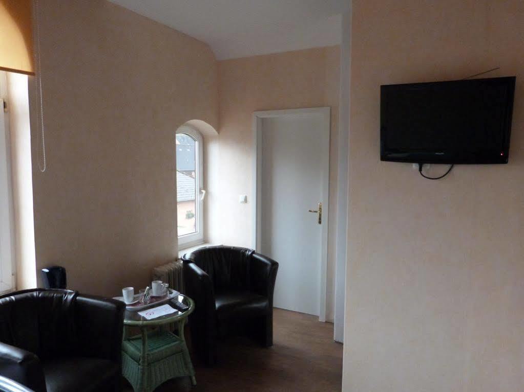 Akzent Hotel Alte Direktionsvilla Kupfermuehle 하리슬리 외부 사진